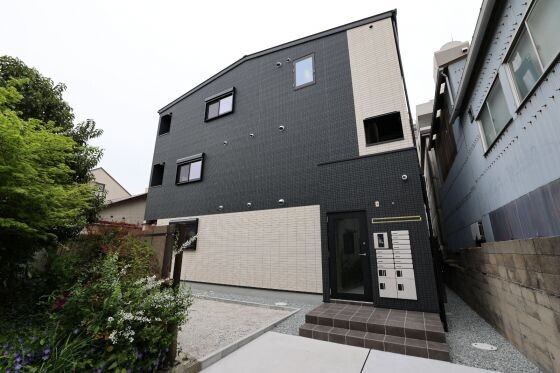 Whole Building Apartment to Buy in Kobe-shi Higashinada-ku Interior